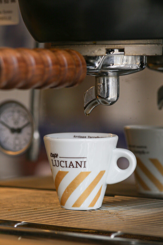 https://www.cafe-luciani.fr/